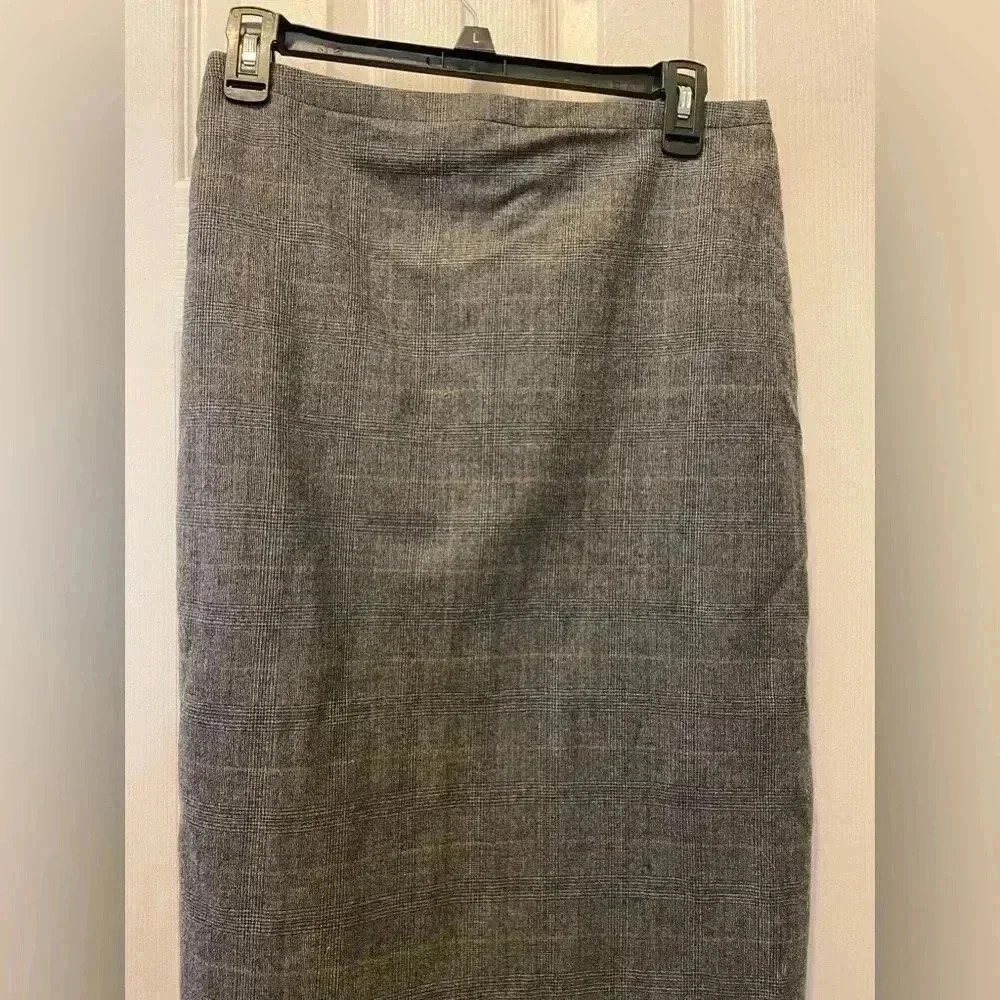 Banana republic skirt size 4
